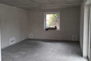 3-Zimmer Mietwohnung im Obergeschoss mit Balkon sowie Carport mit Schuppen in Bremerhaven – Bremerhaven – Vorschaubild 6