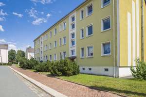 Anschauen & einziehen! Schicke 3-Raum-Wohnung in Pausa – Beethovenstraße 14, 7952 Pausa/Vogtland – Vorschaubild 1