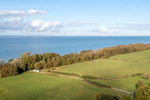 Neubaucharme trifft Komfort: Moderne 3-Zimmer-Wohnung mit großem Wohnbereich und Doppelterrasse! – Die vollständige Adresse der Immobilie erhältst du vom Anbieter., 23942 Dassow – Vorschaubild 3