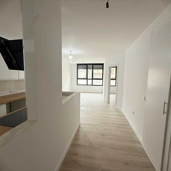 Gelegenheit! Frisch renovierte Wohnung in Valdelaguna