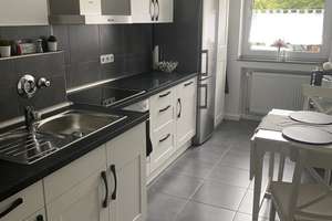  Gemütliche helle 2-Zimmer-Wohnung in Oberbilk incl. Einbauküche, Echtholzparkett – Sonnenstrasse 6, 40227 Oberbilk, Düsseldorf – Vorschaubild 2