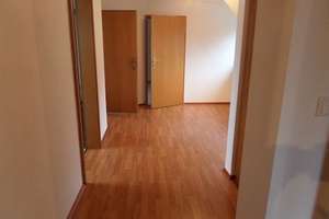 ** Einfamilienhaus mit 700 m² großem Garten zum  sofortigen Selbstbezug ** – Die vollständige Adresse der Immobilie erhältst du vom Anbieter., 80999 Untermenzing, München – Vorschaubild 3