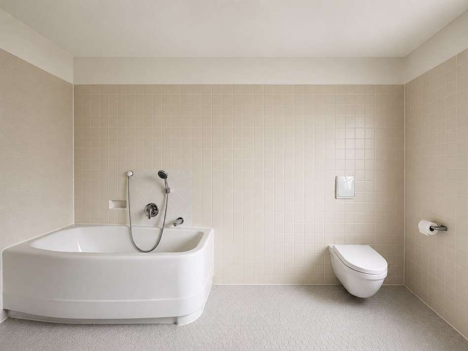 EG - Badezimmer 1