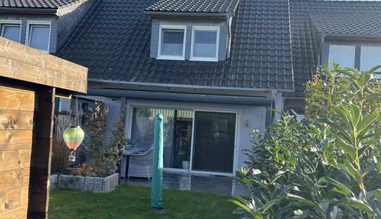 Bild von Modern & Gemütlich: Familienfreundliches Reihenmittelhaus in Wendschott mit Traumgarten