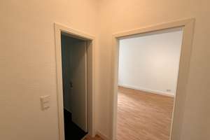 Moderne und renovierte 1,5 Raum-Wohnung mit Balkon – Niebuhrstr. 23, 45144 Frohnhausen, Essen – Vorschaubild 18