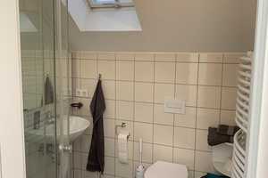 Zweifamilienhaus mit ELW, EG bereits FREI zum Bezug,  großes Grundstück, direkt a.d. Dresdner Heide! – Dresden – Vorschaubild 31