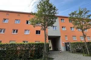 WBS III erforderlich - helle und kompakte 4-Zimmer-Wohnung mit Balkon