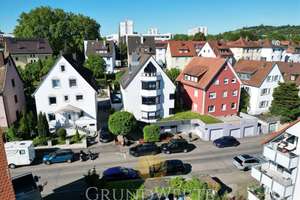 Einziehen, wohlfühlen, profitieren – großzügiges Dreifamilienhaus mit exklusiver Maisonettewohnung – Die vollständige Adresse der Immobilie erhältst du vom Anbieter., 70376 Münster, Stuttgart – Vorschaubild 2