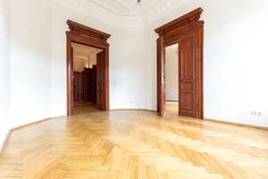 Traumhafte Wohnung in freistehender Villa | saniert | Parkettboden | Stellplatz möglich | ab sofort – Theodor-Neubauer-Straße 19b, 4318 Anger-Crottendorf, Leipzig – Vorschaubild 6