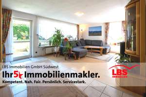 Sonnige Erdgeschosswohnung mit viel Platz, eigenem Garten, Terrasse und Balkon! – Die vollständige Adresse der Immobilie erhältst du vom Anbieter., 71083 Herrenberg – Vorschaubild 1