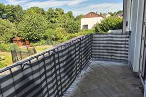 Charmantes Reihenmittelhaus mit Garten, ausgebautem Dachboden und moderner Terrasse – Die vollständige Adresse der Immobilie erhältst du vom Anbieter., 63457 Groß-Auheim, Hanau – Vorschaubild 2