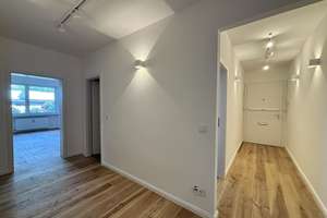 Sofort Bezugsfrei: Sanierte 4-Zi. Wohnung in der Maxvorstadt – Winzererstraße 32, 80797 Josephsplatz, München – Vorschaubild 3