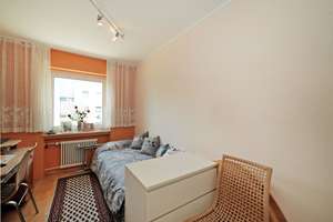 Attraktive 3,5-Zimmer-Wohnung in grüner und ruhiger Lage in Unterföhring – Die vollständige Adresse der Immobilie erhältst du vom Anbieter., 85774 Unterföhring – Vorschaubild 15