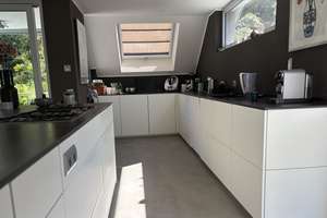 Licht, Luft, Raum - ein Haus mit besonderer Architektur! Durchdachte Villa zum Wohlfühlen mit Pool. – Die vollständige Adresse der Immobilie erhältst du vom Anbieter., 79285 Ebringen – Vorschaubild 23
