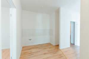Frisch renovierte 2-Zimmer-Wohnung mit Balkon in Berlin-Wilhelmsruh – 50 m² in guter Lage – Berlin – Vorschaubild 5