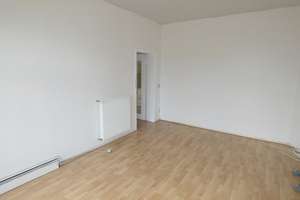 Dreifamilienhaus in DU-Neumühl, mit großem Baugrundstück, 8 Garagen und Mietsteigerungspotential! – Die vollständige Adresse der Immobilie erhältst du vom Anbieter., 47166 Neumühl, Duisburg – Vorschaubild 11