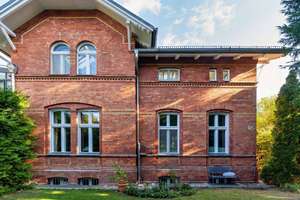 Tolles Einfamilienhaus mit 7 Zimmern in Berlin-Lichterfelde, auch vollgewerblich nutzbar