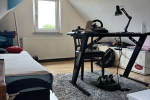 Gepflegte 2,5-Zimmer-Dachgeschosswohnung mit ausgebauter Dachbühne und Stellplatz in HN-Böckingen – Grünewaldstr. 9, 74080 Böckingen, Heilbronn – Vorschaubild 13