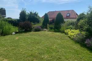 Gepflegtes Einfamilienhaus mit Garten und 2 Garagen in begehrter und ruhiger Lage – Die vollständige Adresse der Immobilie erhältst du vom Anbieter., 70619 Sillenbuch (Ortsteil), Stuttgart – Vorschaubild 16