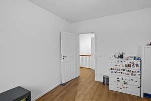 Reihenhaus mit schönem Garten und großem Wintergarten in grüner Lage von Hamburg-Rahlstedt. – Die vollständige Adresse der Immobilie erhältst du vom Anbieter., 22149 Rahlstedt, Hamburg – Vorschaubild 18