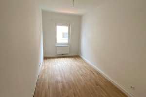 St Johannis kernsanierte 2 Zi Whg Küche/Parkett/Altbau – Die vollständige Adresse der Immobilie erhältst du vom Anbieter., 90419 Sandberg, Nürnberg – Vorschaubild 4