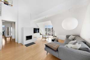 Design-Maisonette (Alleinige Etage) | KfW-A+, Galerie, Kamin | nahe S-Bahn Untermenzing – Manzostr. 15, 80997 Allach, München – Vorschaubild 4