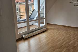 Traumhafte DG-Wohnung über zwei Ebenen in Stuttgart-West – Gutenbergstr. 78, 70176 Rotebühl, Stuttgart – Vorschaubild 1