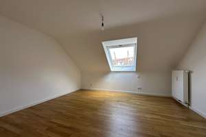 Charmante Dachgeschosswohnung mit offener Küche und Tageslichtbad – Die vollständige Adresse der Immobilie erhältst du vom Anbieter., 70186 Gablenberg, Stuttgart – Vorschaubild 5