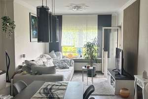 Helle und große 3-Zi-Wohnung mit Balkon, EBK, sanierten Bad – Die vollständige Adresse der Immobilie erhältst du vom Anbieter., 65205 Erbenheim, Wiesbaden – Vorschaubild 2
