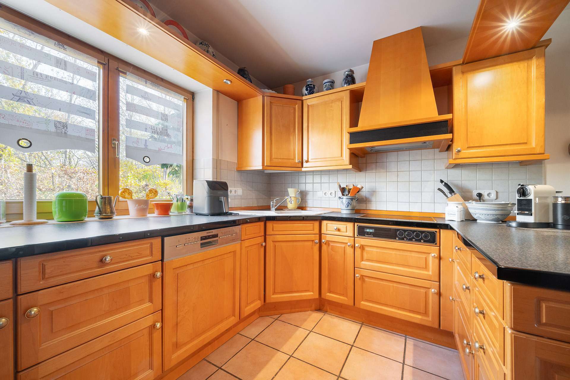 Immobilie in Au in der Hallertau - Ruhig und gediegen! Gepflegte Doppelhaushälfte auf schönem Grundstück - Bild 0