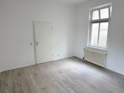 niedliche, frisch renovierte 1-Raumwohnung in sehr zentraler Lage in Fürstenwalde (Spree)