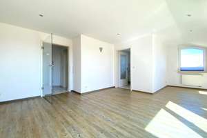 Fantastische und helle 2,5-Zimmer DG-Wohnung mit Dachbalkon und Blick über die Dächer von Ilsfeld – 74360 Ilsfeld – Vorschaubild 4