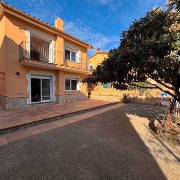 BAIX EMPORDÀ, MONT RAS, EINFAMILIENHAUS.
