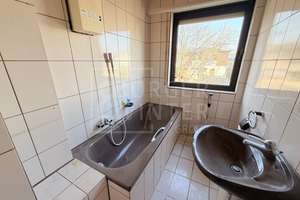 Sanierungsbedürftige Doppelhaushälfte mit separatem Bauplatz für ein Reihenhaus – Die vollständige Adresse der Immobilie erhältst du vom Anbieter., 68307 Schönau, Mannheim – Vorschaubild 10