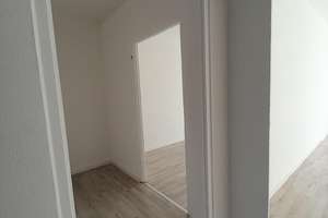 Lichtdurchflutete  3- Zimmerwohnung in Dresden Strehlen  zu vermieten ! – Conrad-Felixmüller-Straße 8, 1219 Strehlen, Dresden – Vorschaubild 2