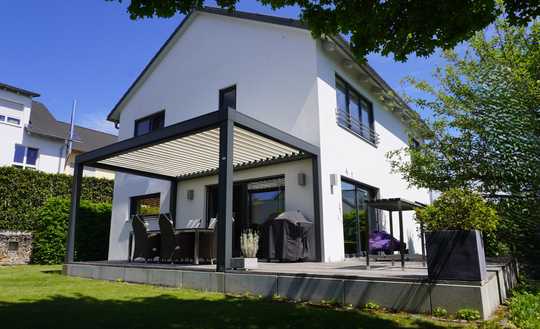 Gepflegtes Einfamilienhaus mit moderner u. geh. Ausstattung
