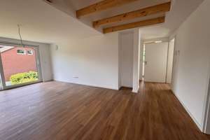 Exklusiver Erstbezug: Neue 3 ZKB DG-Wohnung (KfW 40) mit Balkon, EBK & Stellplatz in BI-Brake – Nadefeld 13, 33729 Heepen, Bielefeld – Vorschaubild 7