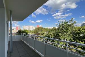 Super Grünlage mit Top Anbindung. – Teterower Ring 47, 12619 Hellersdorf, Berlin – Vorschaubild 1