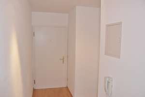Wunderschöne 1-Zi.- Wohnung mit Südbalkon und EBK am Hirschgarten – Walhallastr. 1, 80639 Nymphenburg, München – Vorschaubild 5