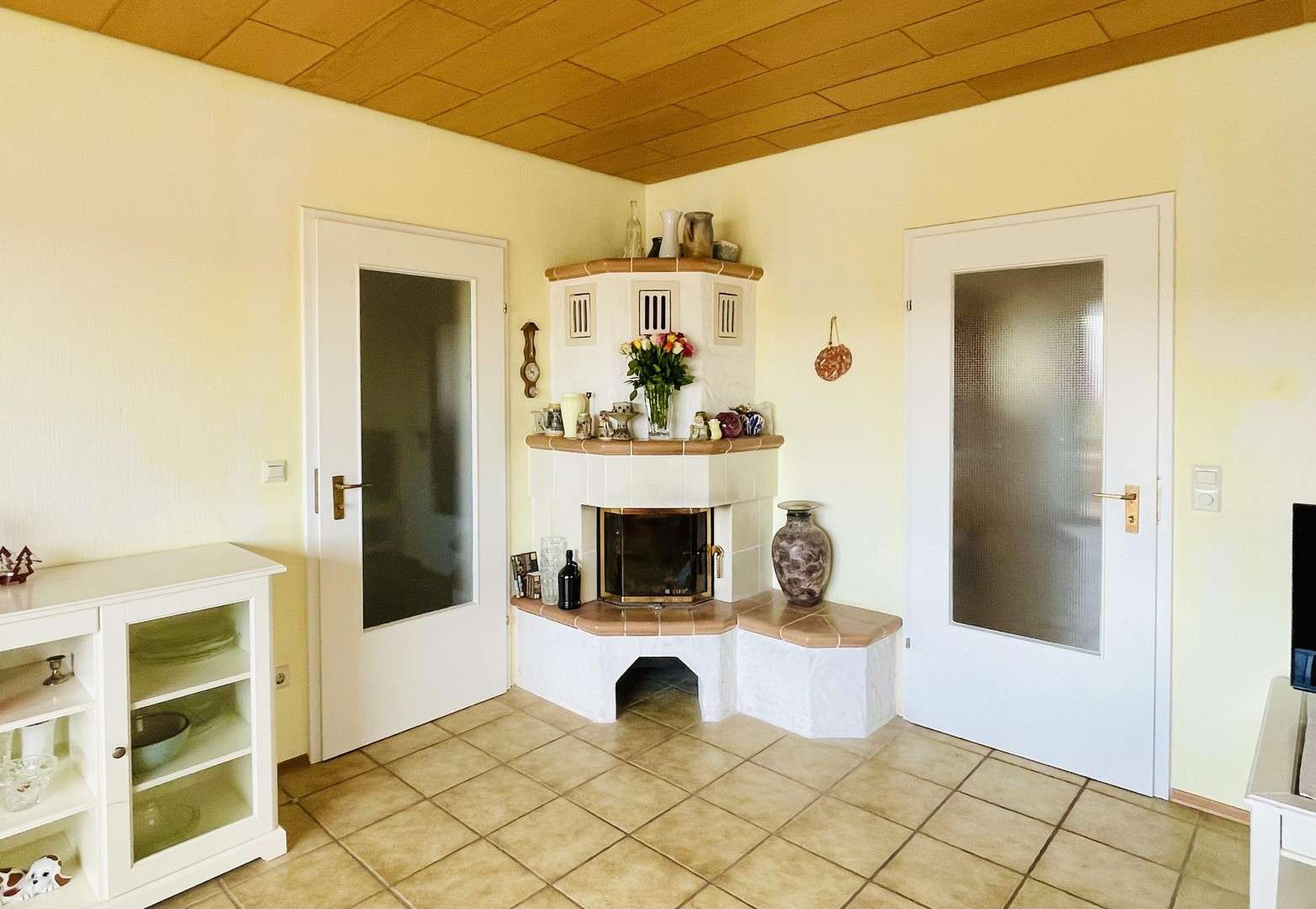 Immobilie in Simmozheim - Mehrgenerationenhaus in Toplage Simmozheim - 190 m², Fußbodenheizung, Superdämmung - Bild 2