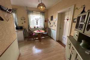 Historischer Charme trifft modernen Wohnkomfort – Zweifamilienhaus mit Ruhepol im Garten – Die vollständige Adresse der Immobilie erhältst du vom Anbieter., 25821 Bredstedt – Vorschaubild 8