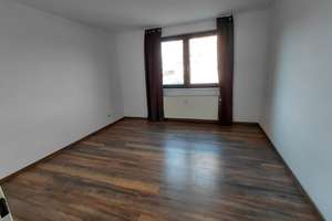 Helle 2-Zimmer Wohnung im 2. OG mit Aufzug in Krefeld-Dießem/Lehmheide – Kölner Str. 235, 47807 Dießem/Lehmheide, Krefeld – Vorschaubild 1