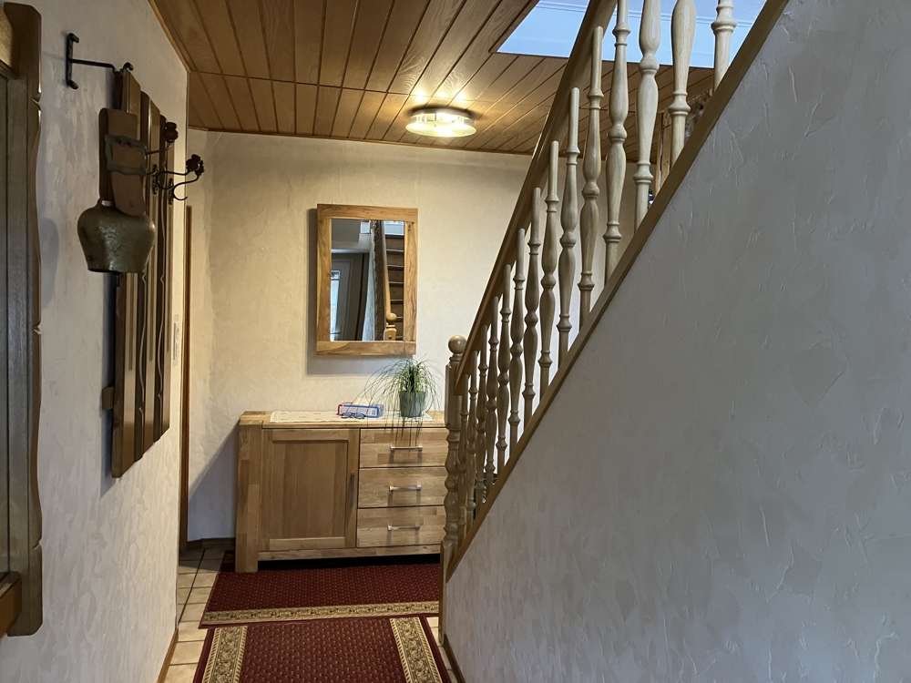 Immobilie in Friedewald - Immobilie mit Schlossblick - Ihr neues Zuhause für die Großfamilie in 57520 Friedewald! - Bild 1