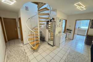 PROVISIONSFREI: PLATZWUNDER mit HAUSCHARAKTER – 
6-ZIMMER MAISONETTE mit BALKON & TIEFGARAGENPLATZ – Leverkusen – Vorschaubild 10