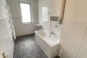 Frisch renovierte 3 Zimmerwohnung mit eigenem Garten – Nassauerring 19, 47798 Stadtmitte, Krefeld – Vorschaubild 4