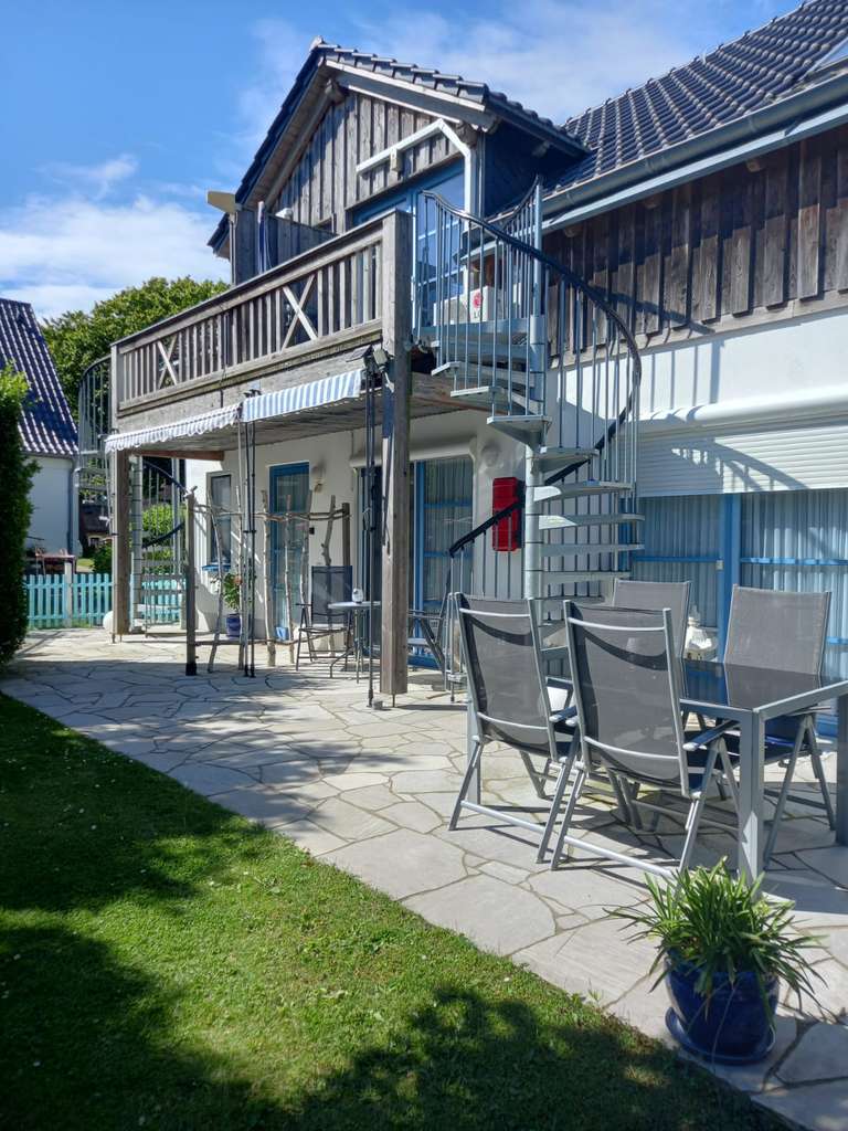 Immobilie in Schaprode - Wohnhaus mit 4 Ferienwohnungen auf der Insel Rügen Hafennähe - Bild 0