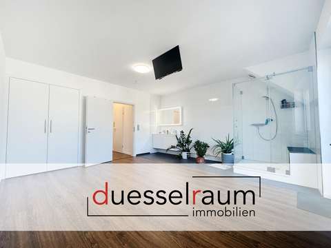 Kernsaniert und mit praktischem Grundriss überzeugt diese 3 Raum Wohnung high quality mit Einbauküche