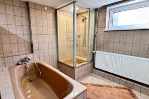 Große Lagerhalle mit gepflegtem Wohnhaus und Möglichkeit für zwei weitere Wohnungen in Paderborn! – Paderborn (Kreis) – Vorschaubild 24