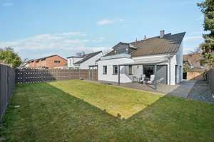 Modernes Einfamilienhaus mit Loftcharakter in ruhiger Lage von Davenstedt – Die vollständige Adresse der Immobilie erhältst du vom Anbieter., 30455 Davenstedt, Hannover – Vorschaubild 2