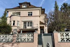 Charmantes Mehrfamilienhaus in zentraler Lage